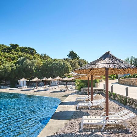 Aminess Vival Port9 Residence Korcula Town Bagian luar foto