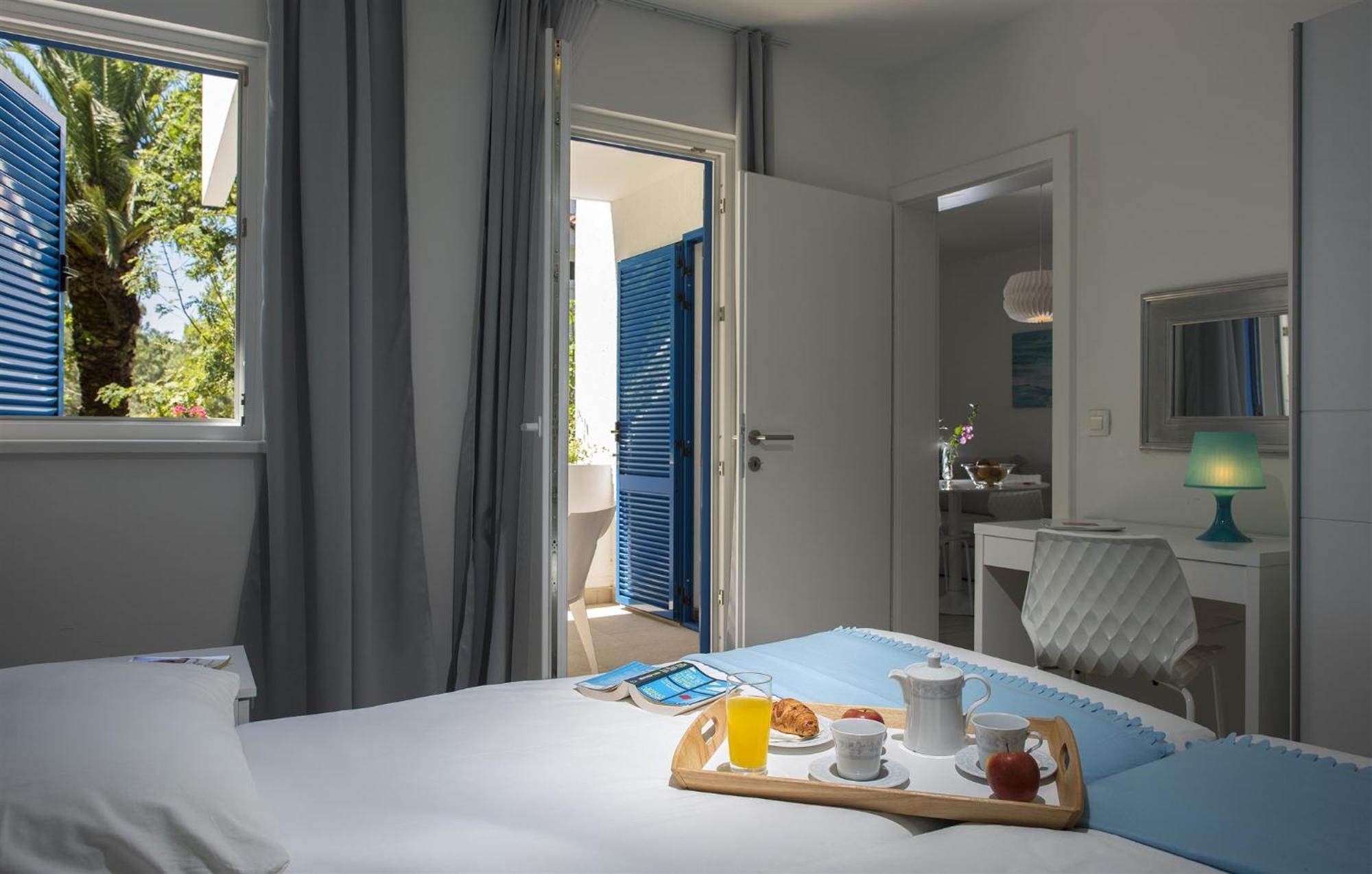 Aminess Vival Port9 Residence Korcula Town Ruang foto