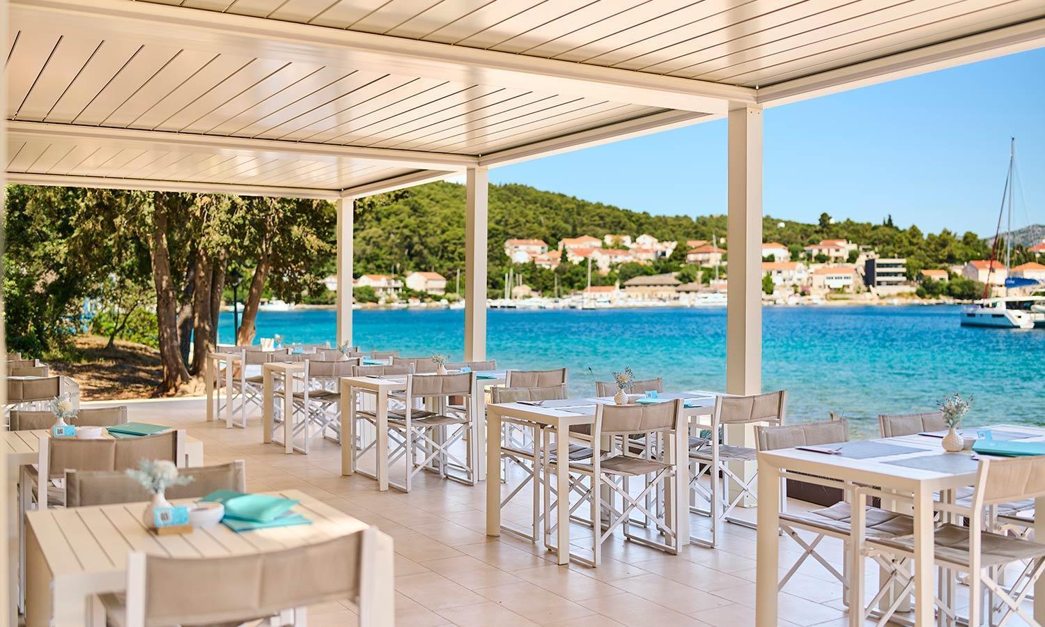 Aminess Vival Port9 Residence Korcula Town Bagian luar foto